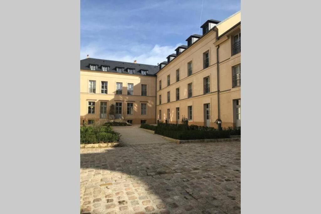 L'Indépendance Appartamento Versailles Esterno foto